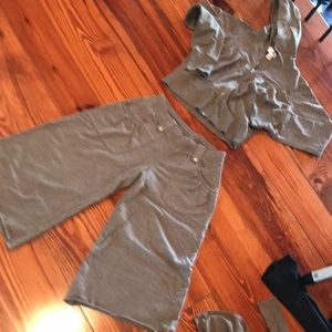 Brand new condition Loft hoodie outfit